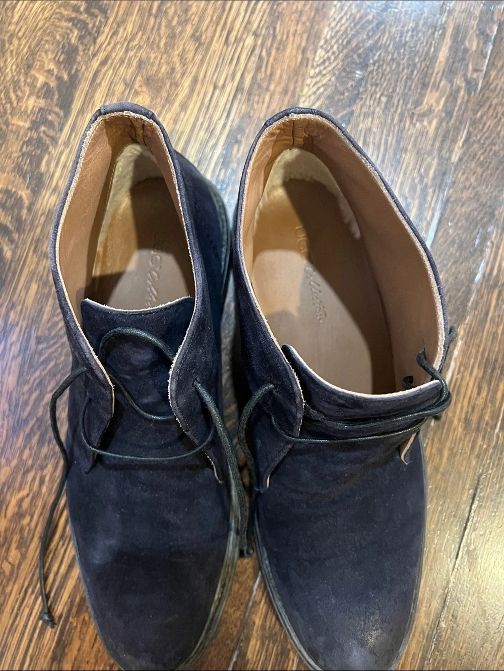 UGG Men’s dark navy Suede Chukka Boots with Shearling Lining